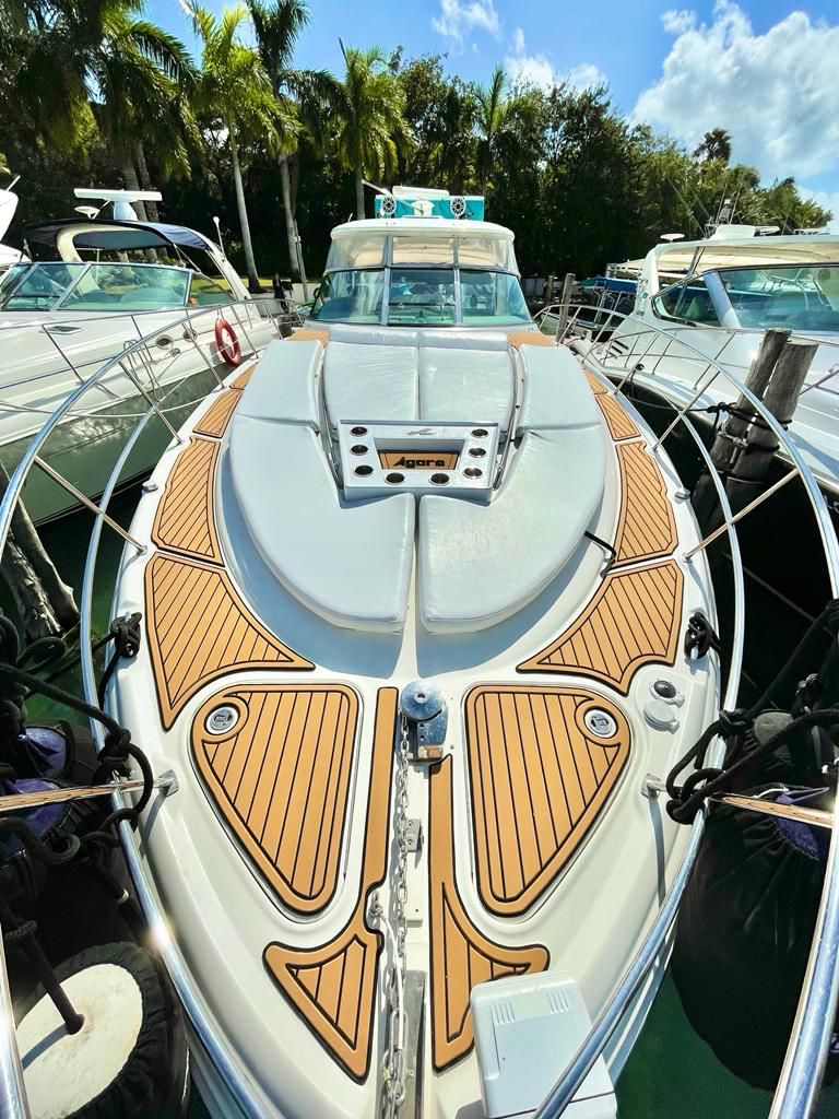 Alquiler de yates más votados Alquiler de Cancún - Sundancer Agora