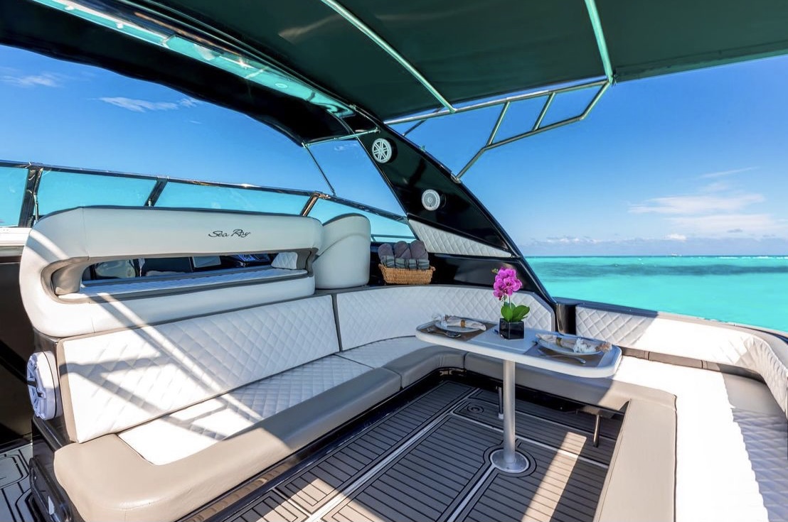 Easy Boat Rentals Cancún México - Sea Rey - Mia