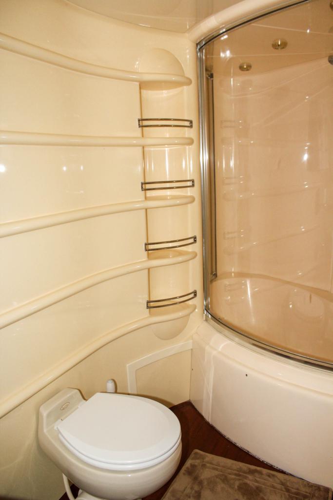 Encuentra alquiler de barcos cerca de mí Cancún México - Fairline - Addicted