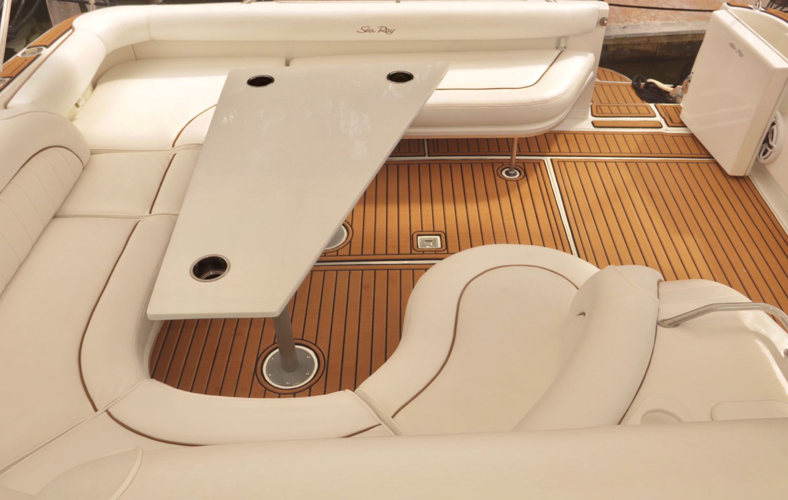 Los mejores barcos de alquiler - Renta de barcos en Cancún - Sundancer - Intrepido