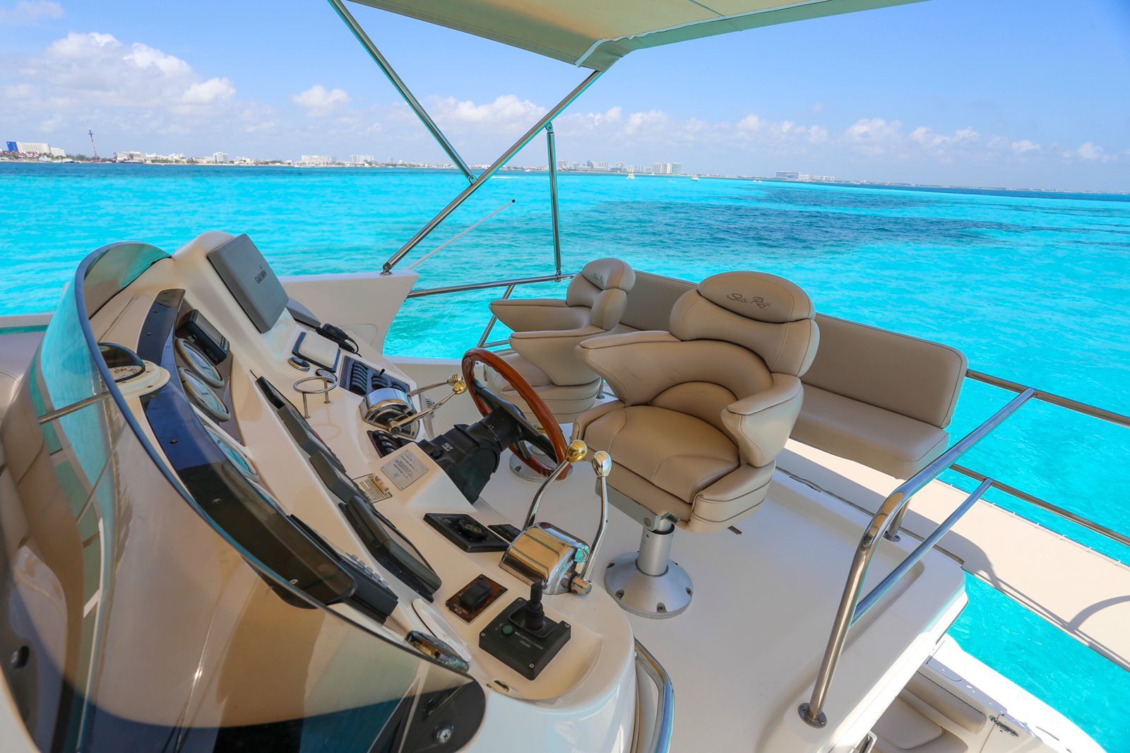 Opciones de Renta de Yates en Cancún - Sea Ray - Carpe Diem