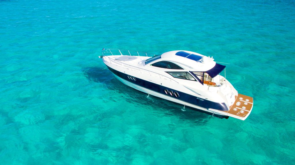 Renta de Yates en Cancún Sur - Cruceros Knotty Boy