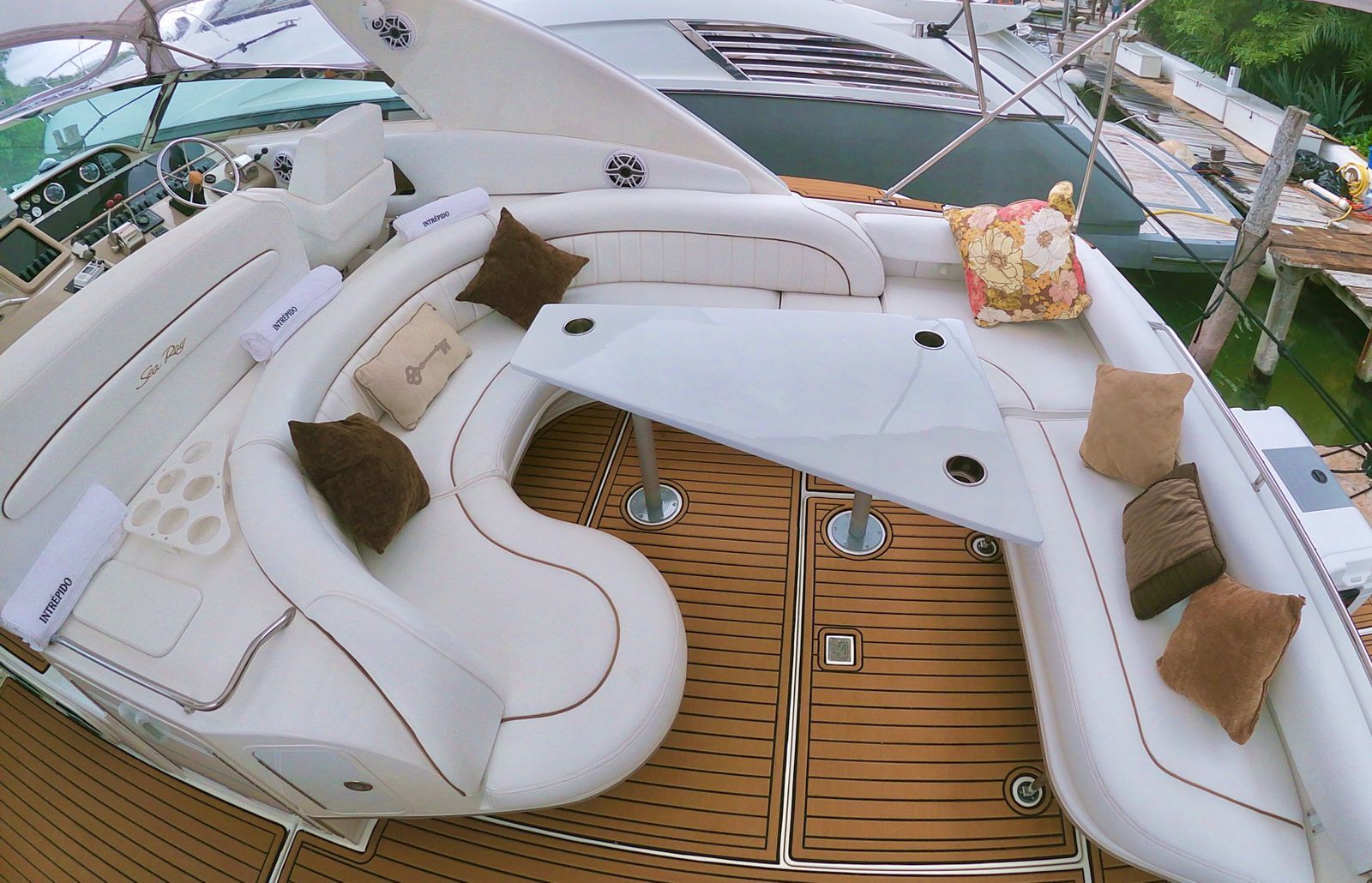 Renta de Yates más Barata Cancún - Renta de Yates en Cancún - Sundancer - Intrepido