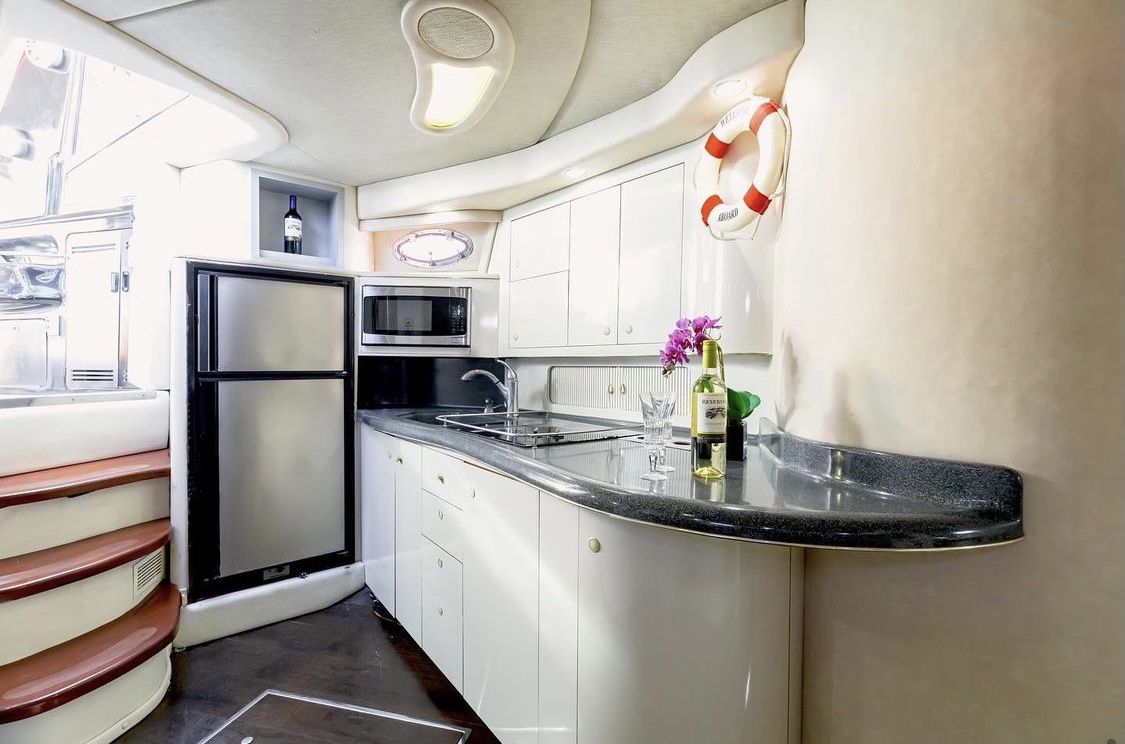 Renta de botes para fiestas Cancún México - Sea Rey - Mia