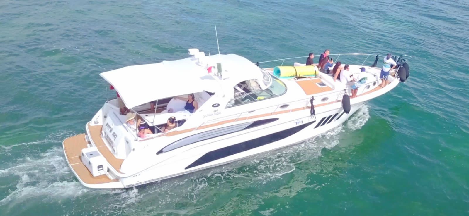 Renta de yates Cancún - Sun Dancer agora