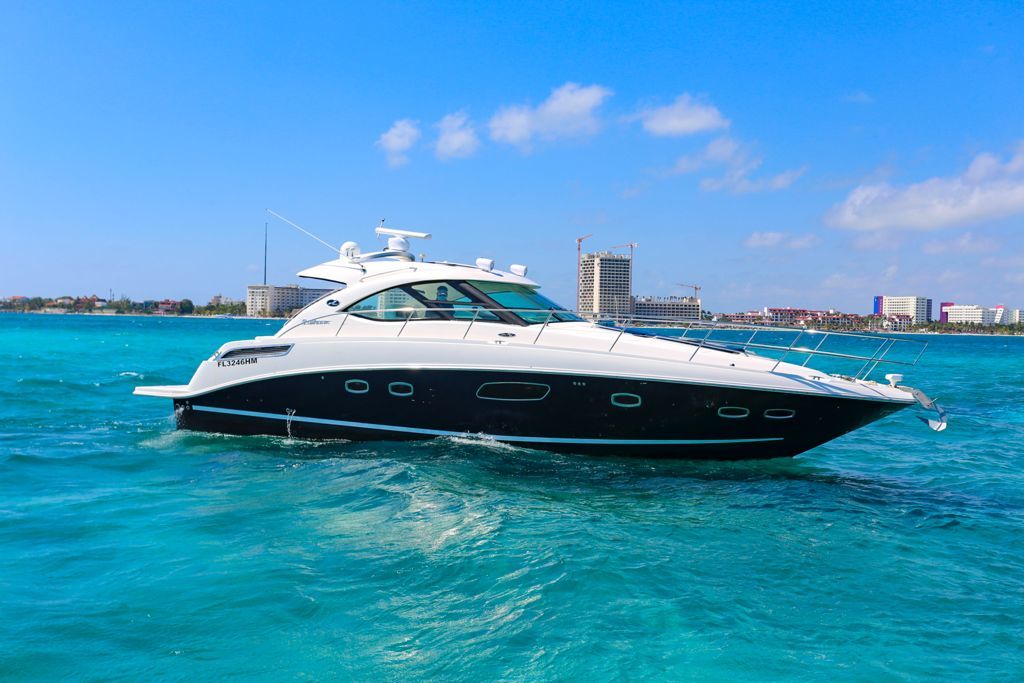 Tienda de Renta de Yates Cancún - Sea Ray - Octopus