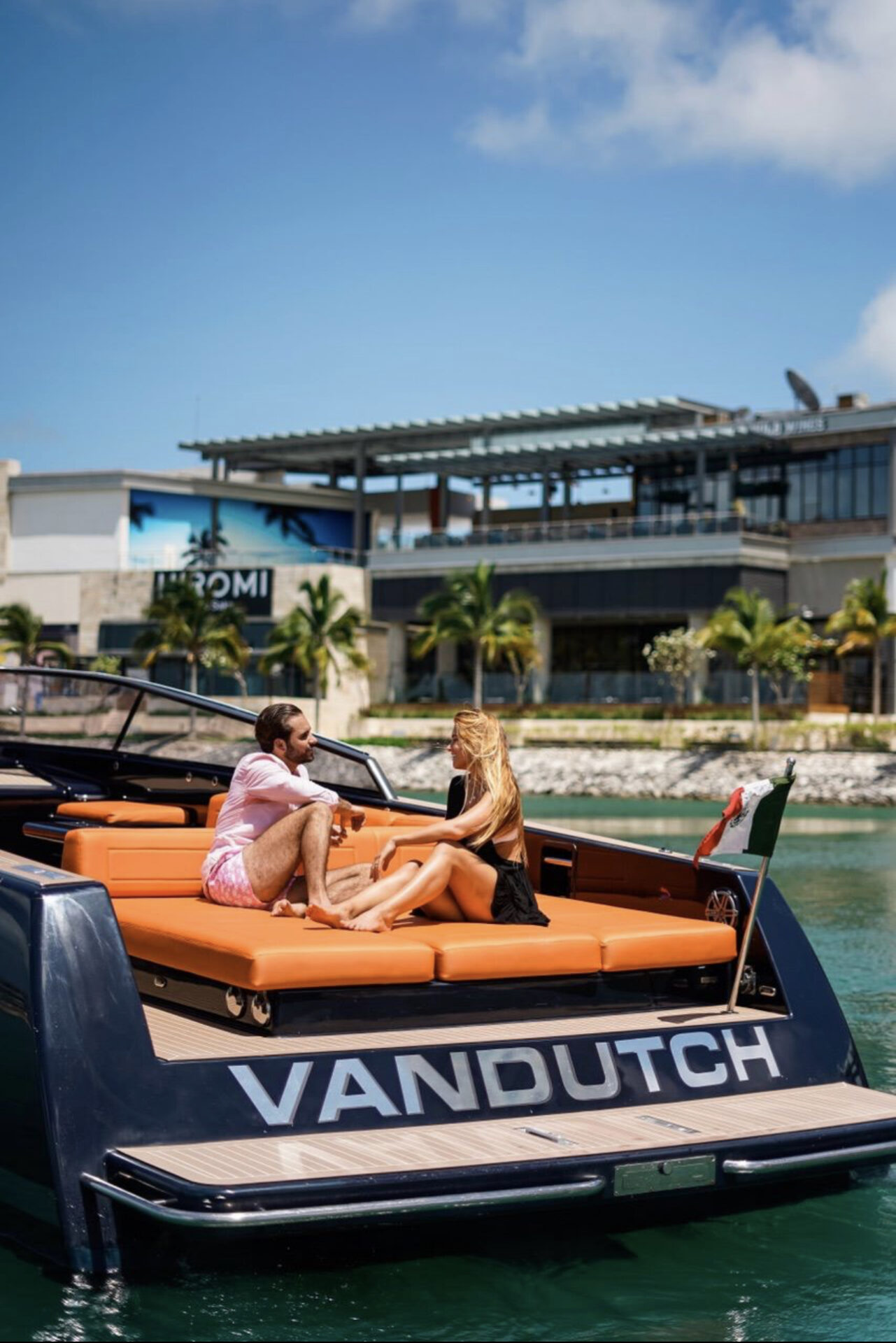 Ubicaciones de renta de botes en Cancún - VanDutch - VanDutch