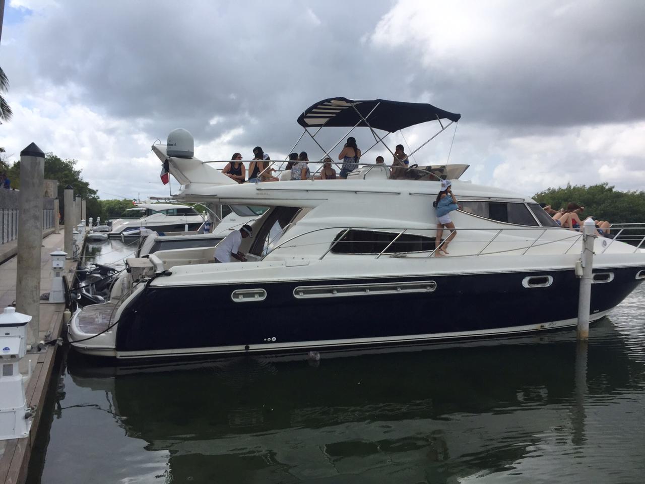 #1 alquiler de yates Cancún México - Mandilon