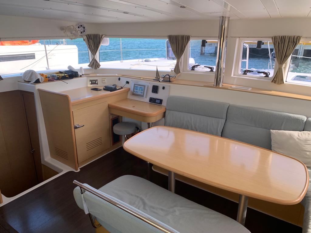 Alquiler de Catamarán Ubicación Cancún México - Party