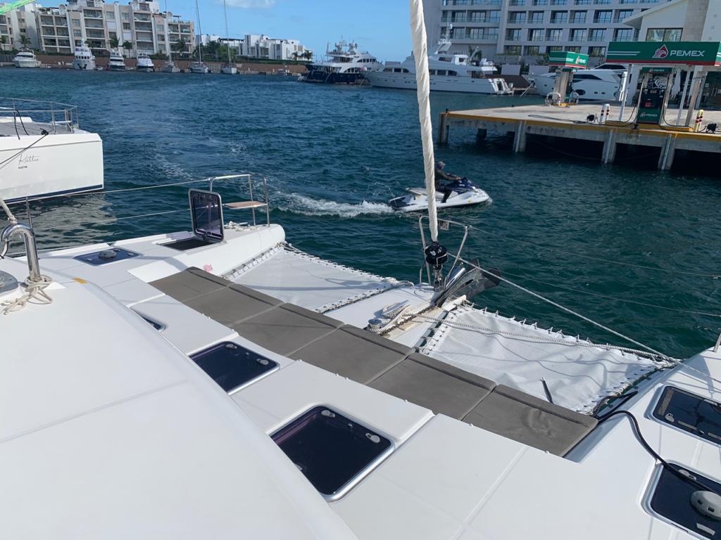 Alquiler de yates Ubicación Cancún México - Party