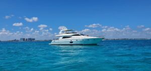 Impresionante Renta de Catamarán en Cancún - Uniesse