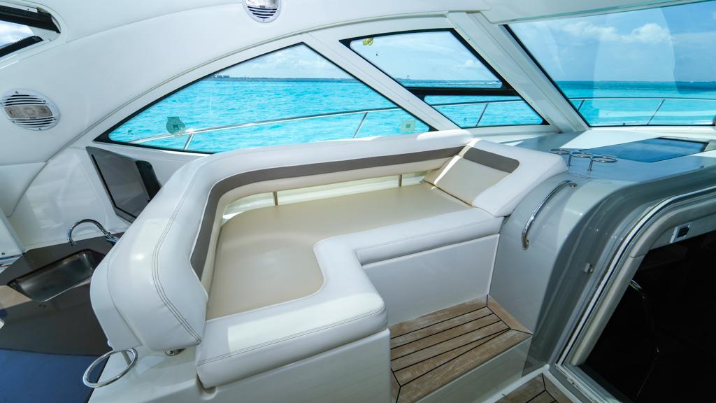 Renta de Bote en Cancún con Chofer - Sea Ray - Seaduction