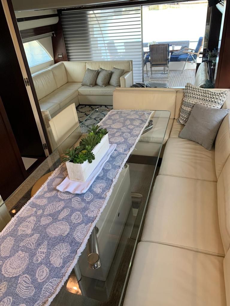 Renta de Yates en Cancún - Uniesse