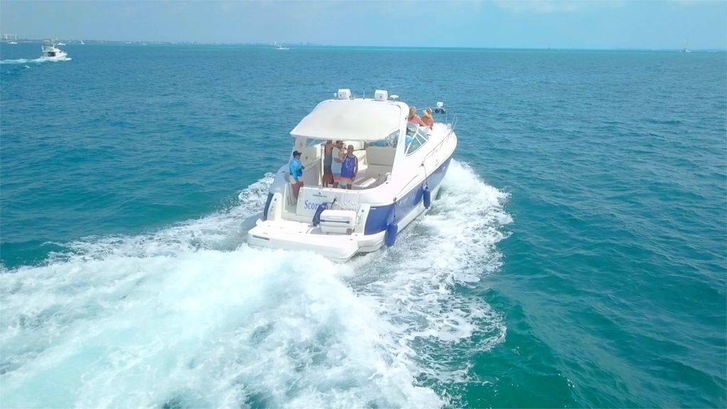 Top Boat Rental Company Cancún México - Scorpio Cruiser